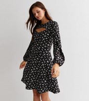 New Look Black Ditsy Floral Jersey Cut Out Mini Dress